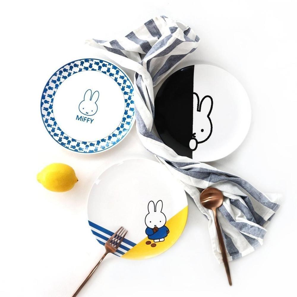 Miffy - Miffy Eating Cookies Plate - KLOSH
